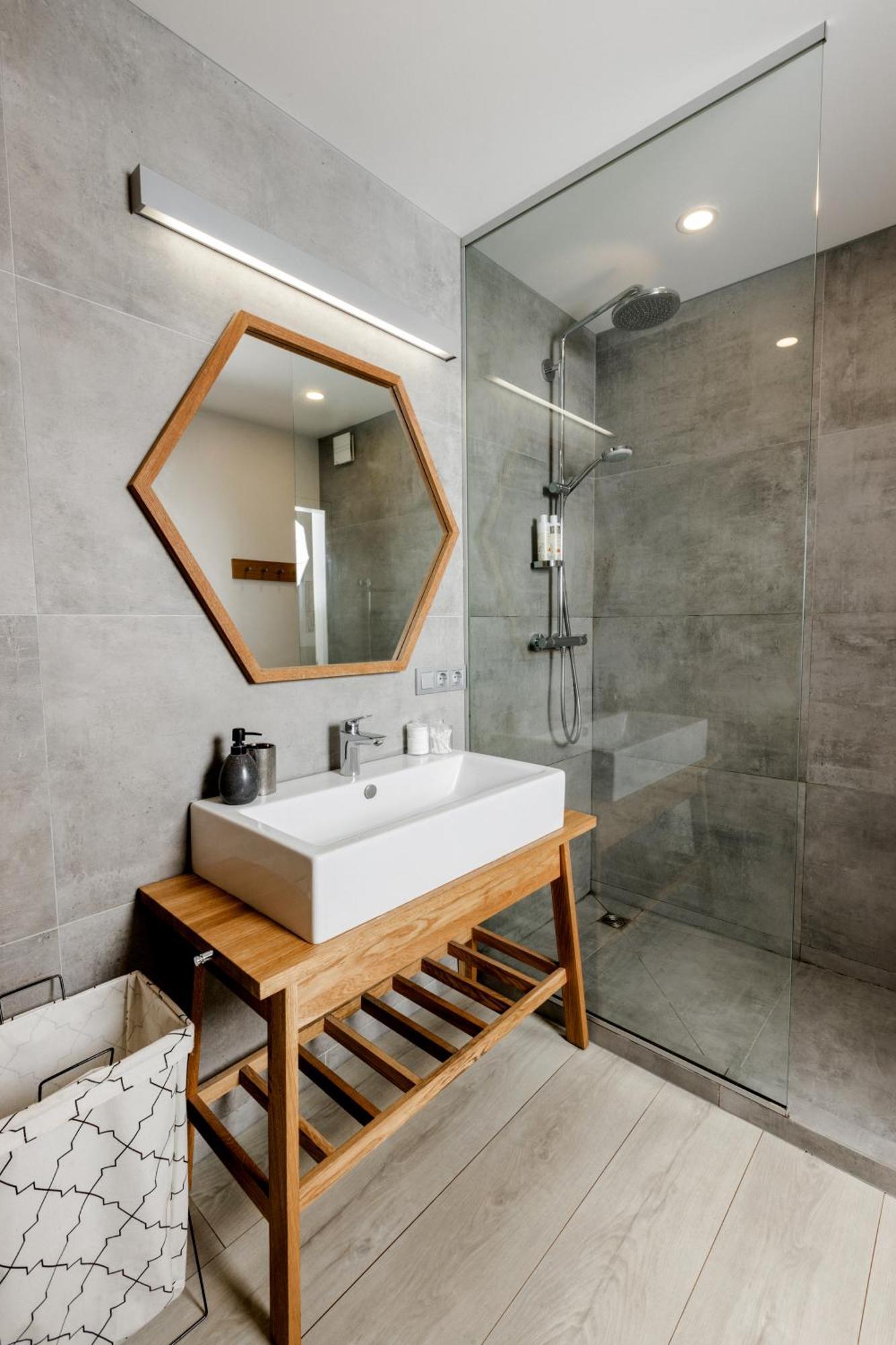Modern And Spacious Loft Type Apartment 8 With Free Private Parking By "Owl Jazz Apartments" Kaunas Dış mekan fotoğraf